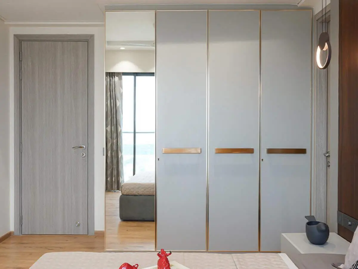 Custom Wardrobes